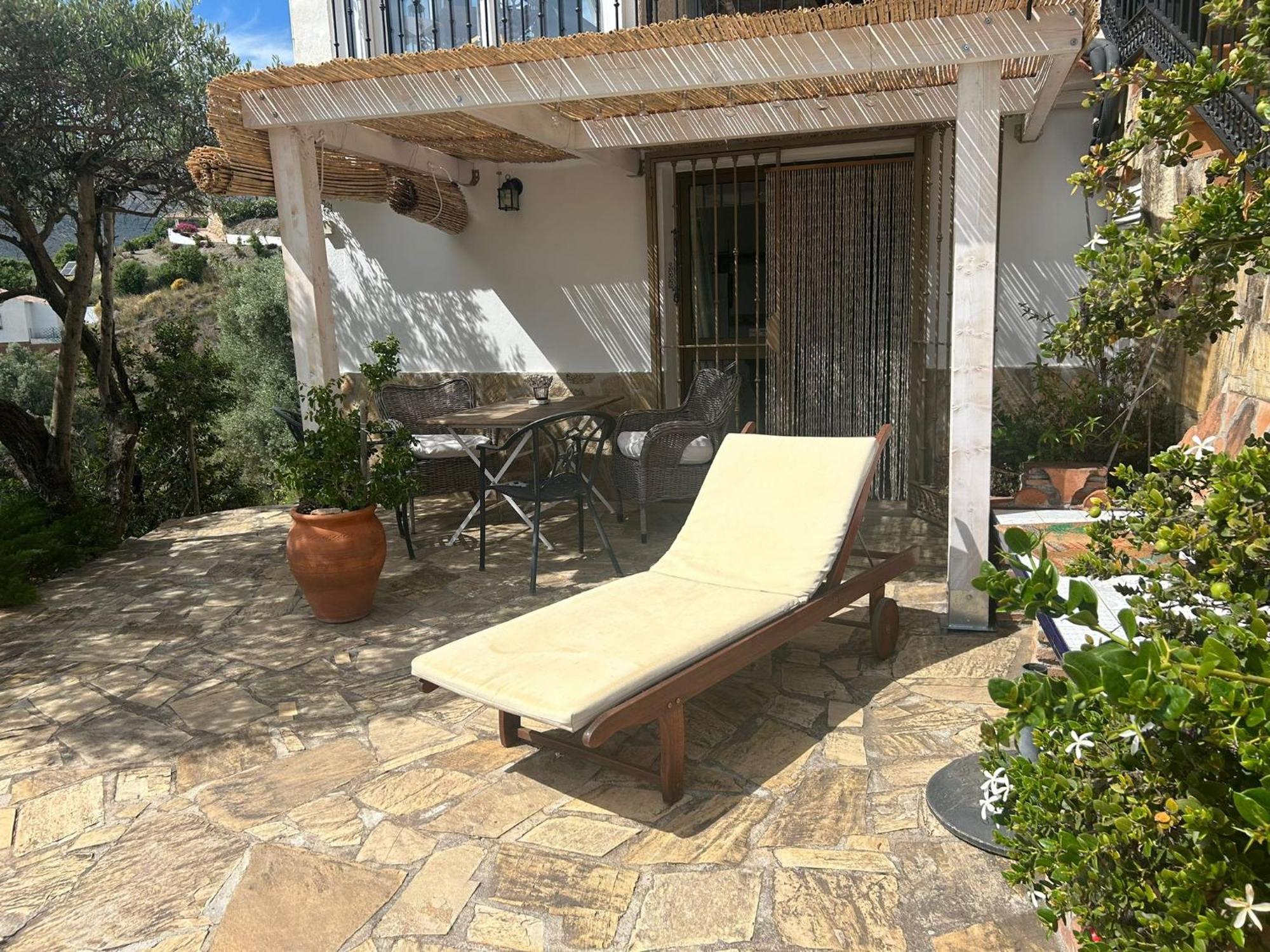 Bed and Breakfast El Nispero Dulce Alcaucín Exterior foto